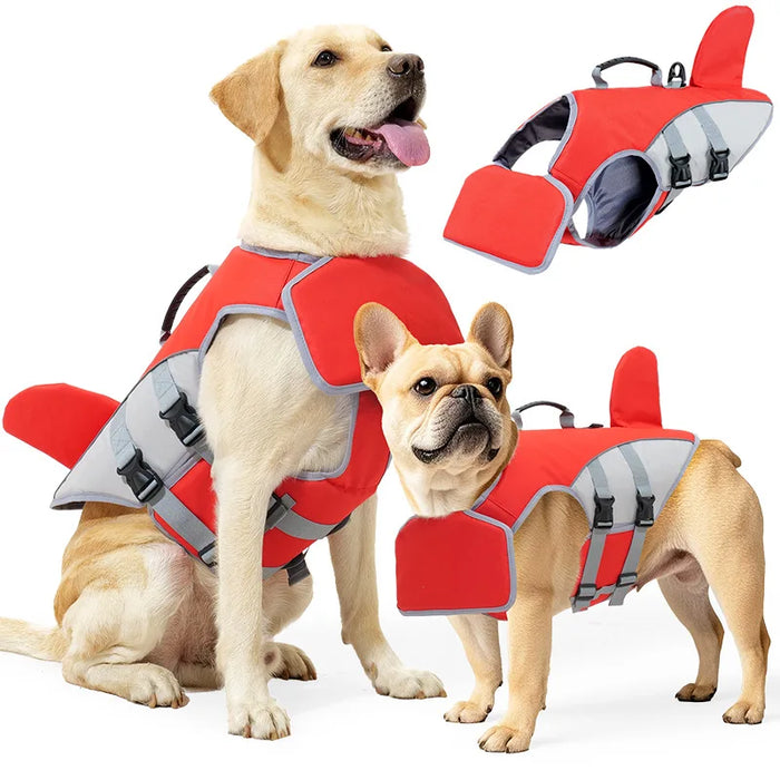 Schwimmweste für Hunde im Haifisch-Look